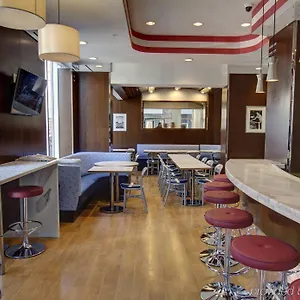 *** Hotel Fairfield By Marriott Manhattan/financial District USA